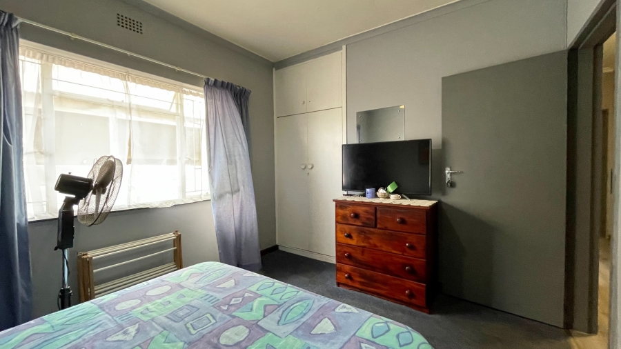 4 Bedroom Property for Sale in Dobson Western Cape
